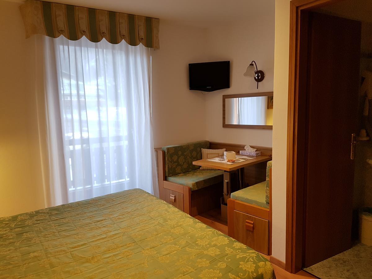 Hotel Ciampian موينا المظهر الخارجي الصورة