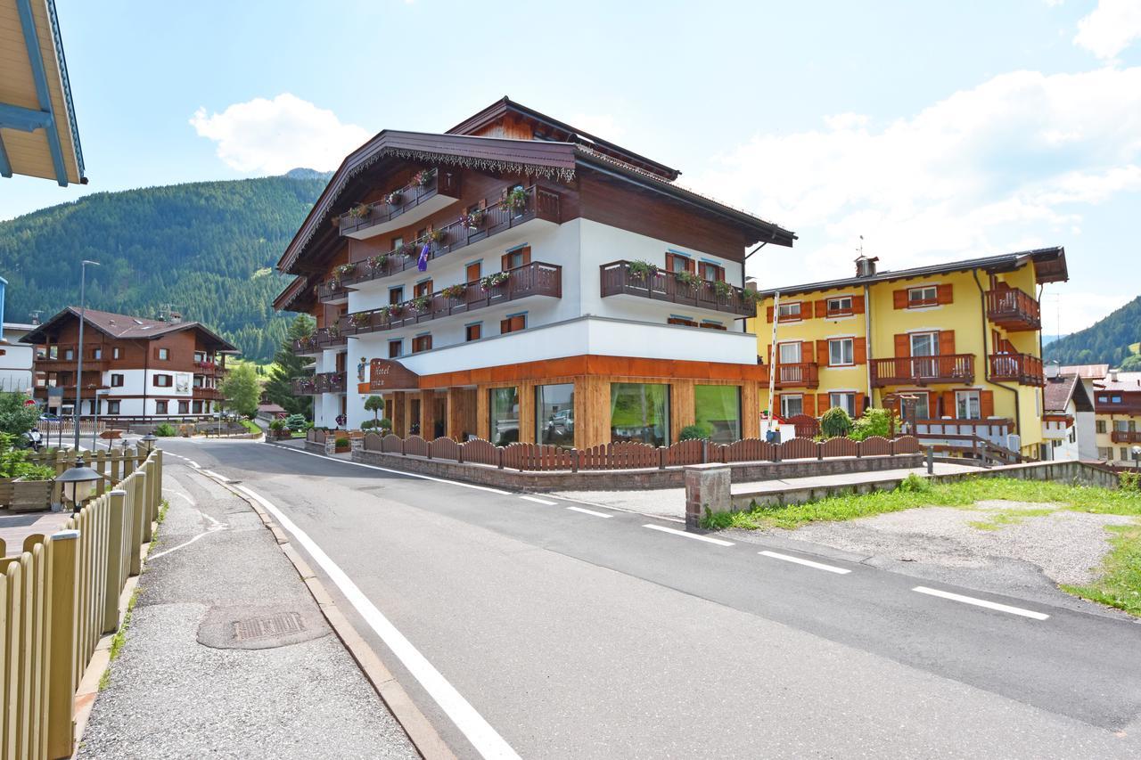 Hotel Ciampian موينا المظهر الخارجي الصورة